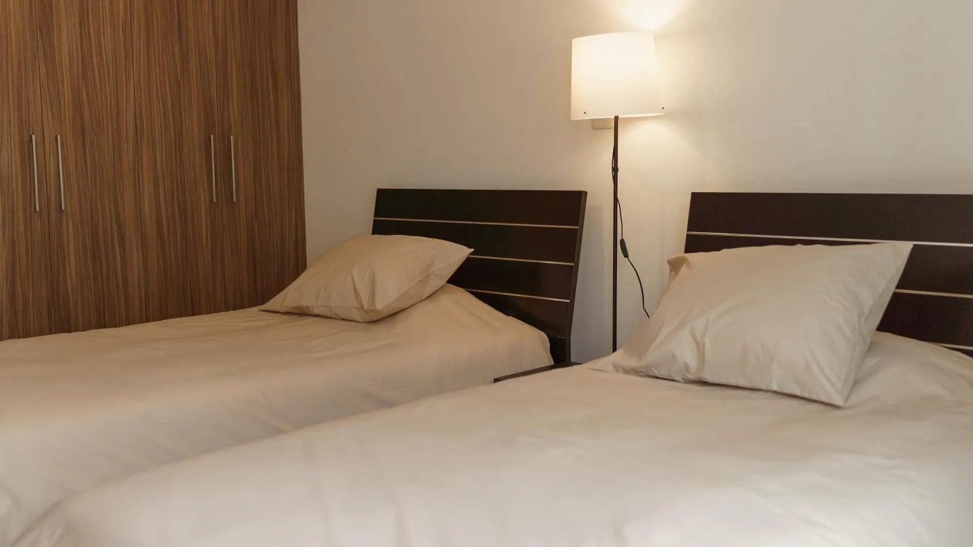 Halcyon Central Apartment Larnaca Cipro
