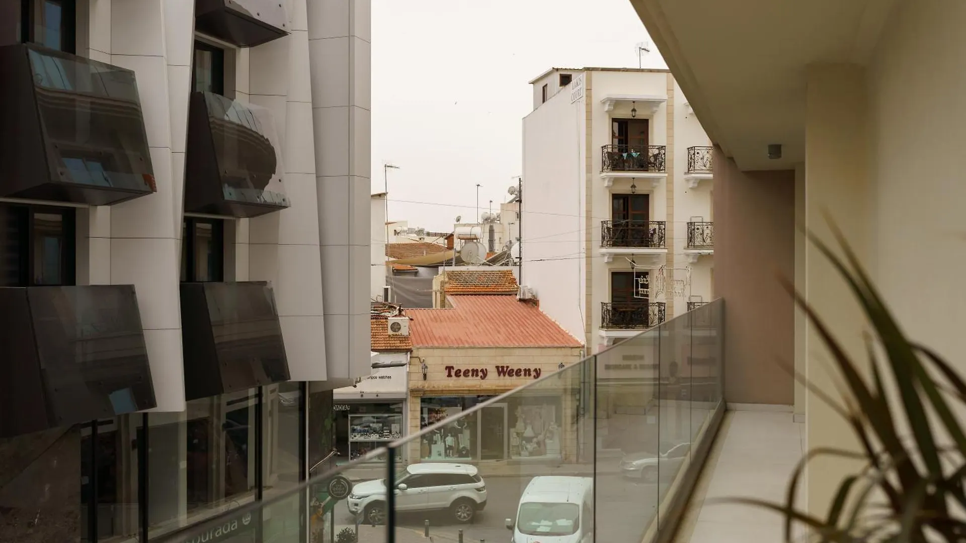 Halcyon Central Apartment Larnaca