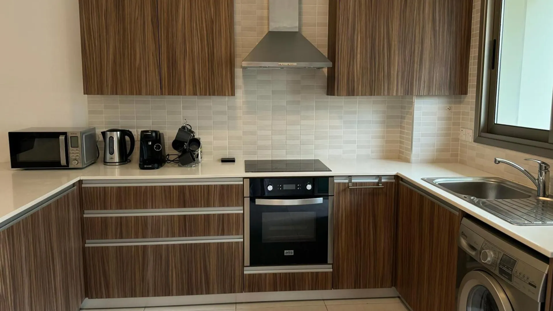 Halcyon Central Apartment Larnaca