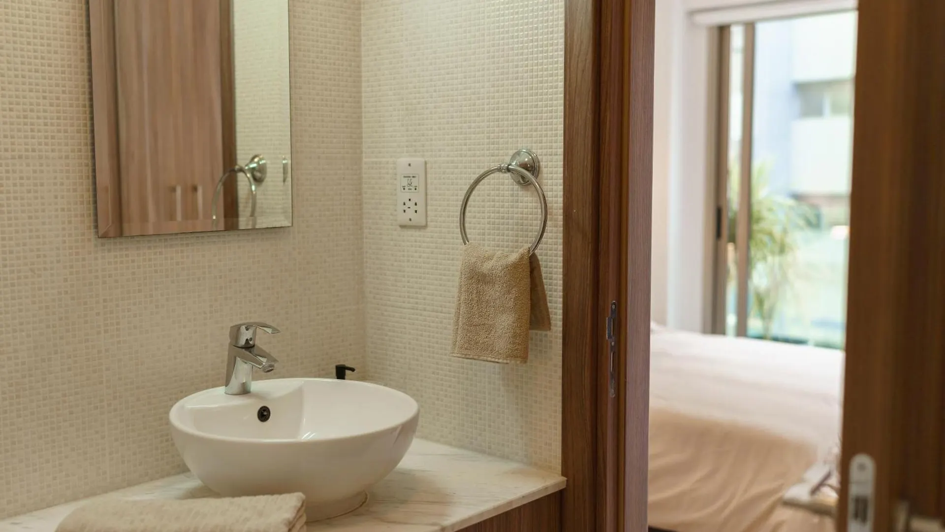 Halcyon Central Apartment Larnaca 0*,  Cypern